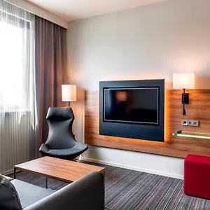 https://moxy-milan-linate.it-lombardy.com