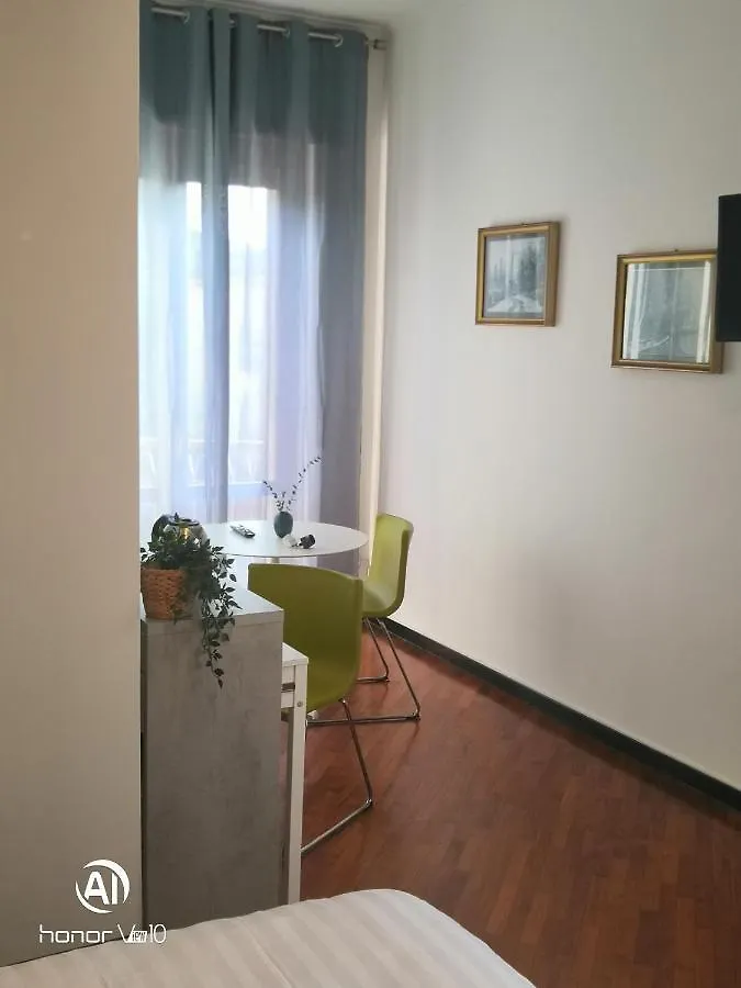 Hotel Flatmilan Cernusco Sul Naviglio 0*,  Italia